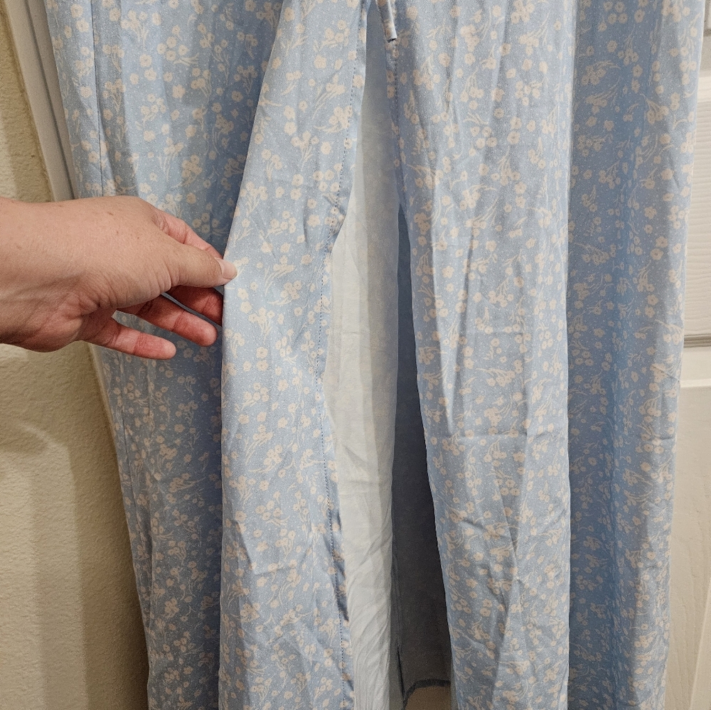 Blue And White Floral Cottage Core Dress - Picture 4 of 12
